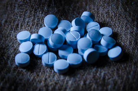 Benzodiazepines: uses, types, side effects, and risks