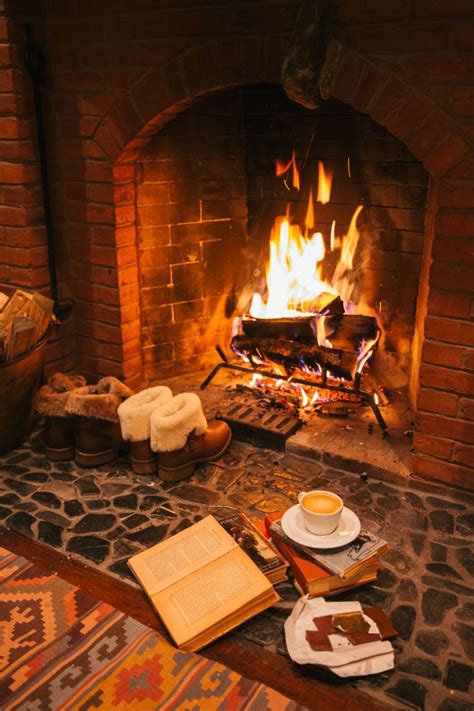 Cozy Fireplace Wallpapers - Wallpaper Cave