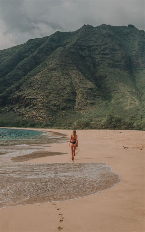 Makua Beach - most amazing beach on Oahu! | Hawaii pictures, Hawaii