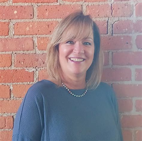 Sandy Williams - Howard Hanna Agent | Rochester NY