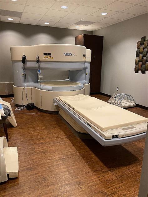 hitachi airis elite mri