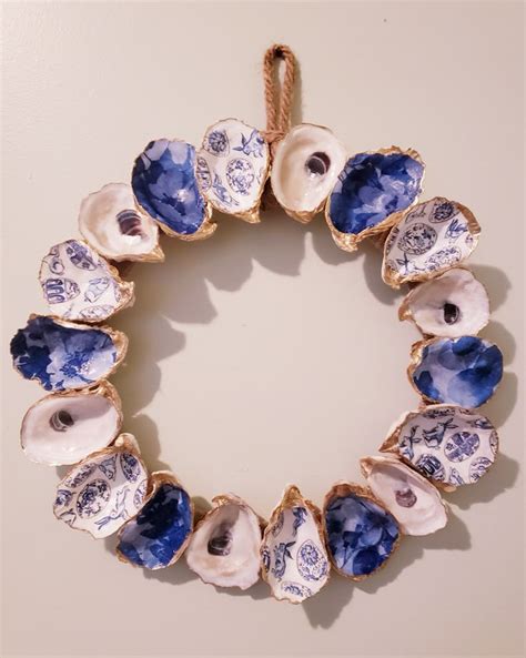 Oyster Shell Wreath | Oyster shells decor, Oyster shell crafts, Oyster shells diy