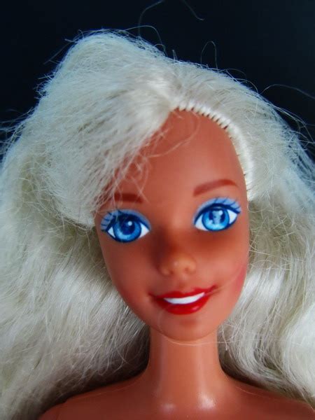 SCHOOL SPIRIT Barbie Doll #15301 – Nude – Mattel (1995) - FASHION DOLLS