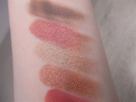 Палетка теней для век Lamel Professional 16 Shades of Burgundy | Отзывы ...