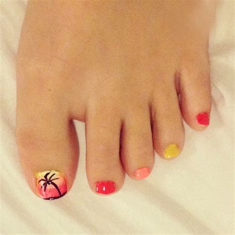 Palm Tree Sunset Pedicure | Palm tree sunset, Sunset tattoos, Palm tree