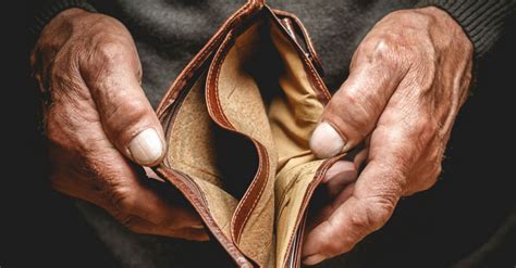 Why Am I Poor? How to Stop Being Poor and Broke in 11 Steps