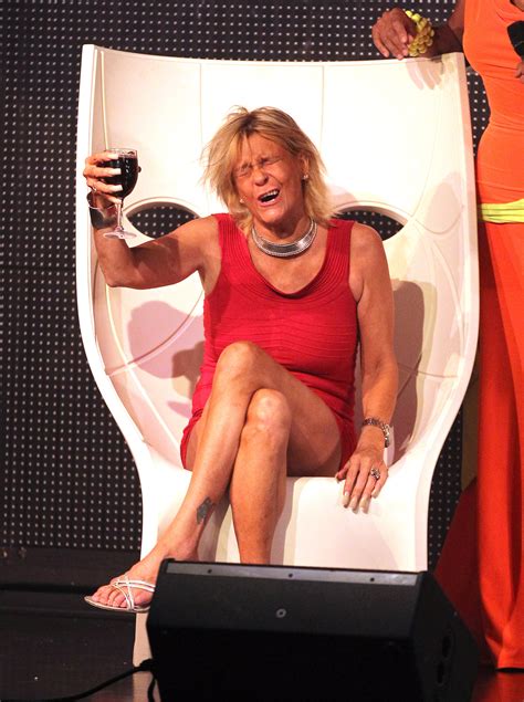Tan Mom isn't bronzed down under — if you dare to watch her music video