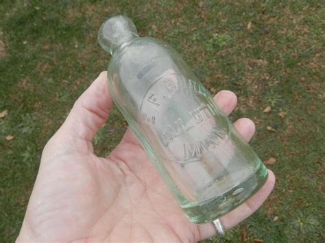 e f burg hutchinson soda bottle Duluth minn hutch Minnesota | #2060034004