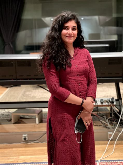 సూపర్ హిట్ ట్రాక్.. కళావతి సింగర్ ఫొటోలు చూస్తారా? | Amazing Photos of