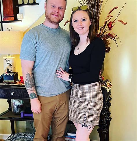 Hebrew News - ‏בעלה של השוטרת הנשואה שבמרכז שערוריית המין הקבוצתי