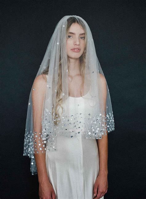 Tulle Veils - Cathedral veils, Fingertip veils, Mini veils, Blusher