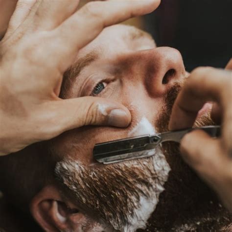 Caspa Na Barba Como Tratar - Lidando com a caspa na barba: o que é, como prevenir e tratar - Barber 347