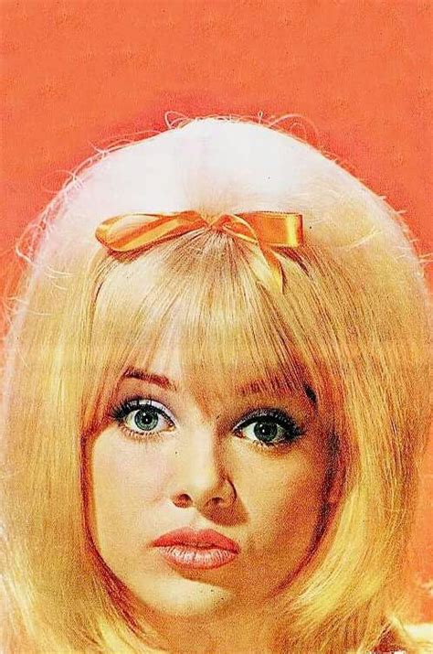 sue lyon images  pinterest lyon classic beauty  stanley