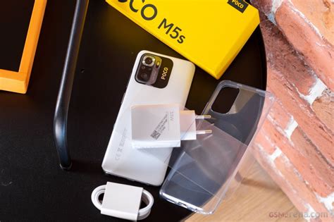 Xiaomi Poco M5s pictures, official photos