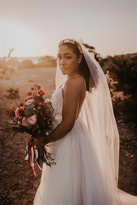 Wedding Veils And Tiaras With Hair Down