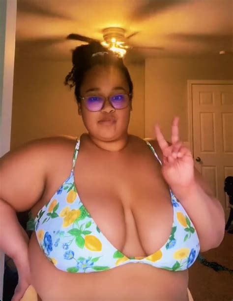 perfect thick bikini body