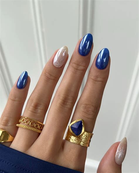 21+ Stunning Chrome Winter Nail Ideas (2025) - DrExplains
