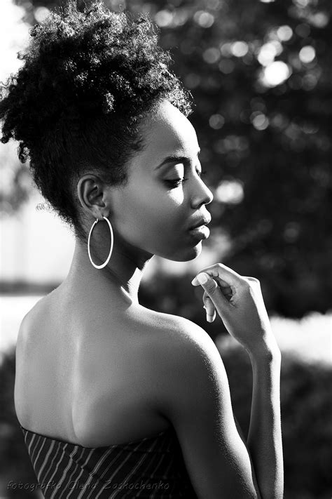 beautiful young African woman | Black and white portraits, Outdoor