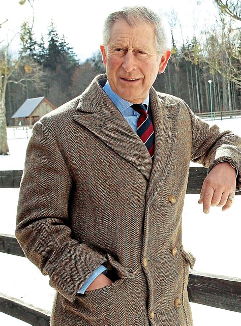 THE KING'S CHRISTMAS PEACE OFFERING | Life & Style US - celebrity