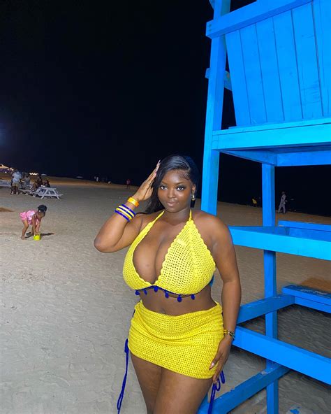Temitope Akinrimisi (@bebetemmy) : r/GRAMBADDIES