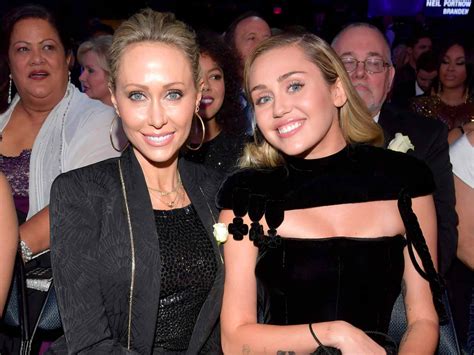 Tish Cyrus’ Weed Gave Wiz Khalifa a 'Panic Attack,' Says Miley Cyrus