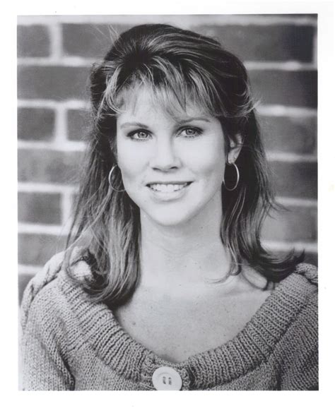 Pictures of Leah Ayres