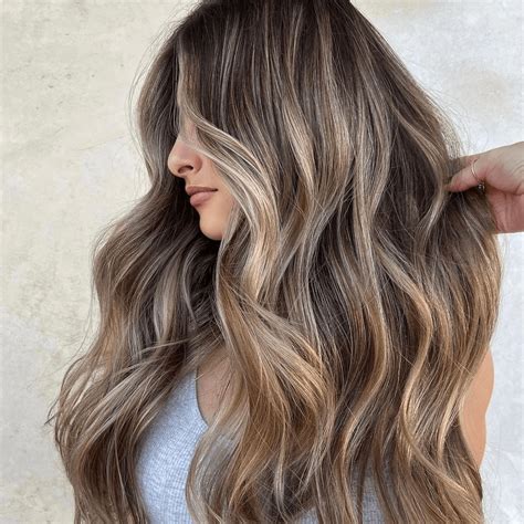 Long Hairstyles for Women 2024 - Top Styles | belliata.com