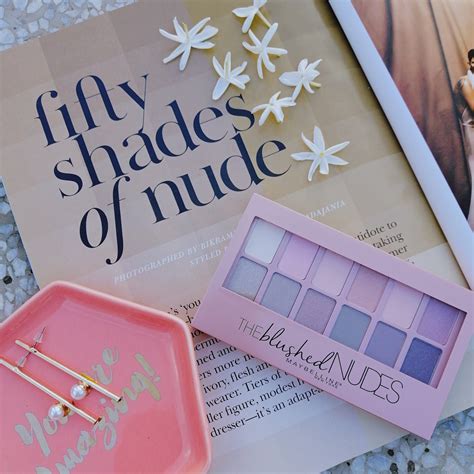 Maybelline The Blushed Nudes Eyeshadow Palette Review | Swatches