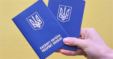 Український паспорт значно піднявся у світовому рейтингу документів ...