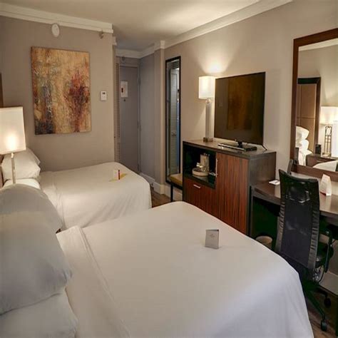 CROWNE PLAZA KNOXVILLE DOWNTOWN UNIVERSITY - Updated June 2024 - 97 ...