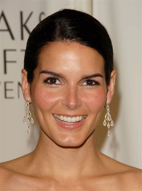 women's murder club Summary, Latest News, Trailer, Season List, Cast