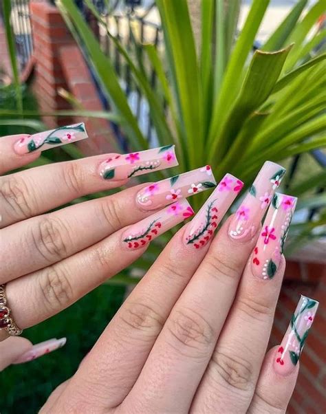 Spring acrylic nails designs are going viral on social media now 25