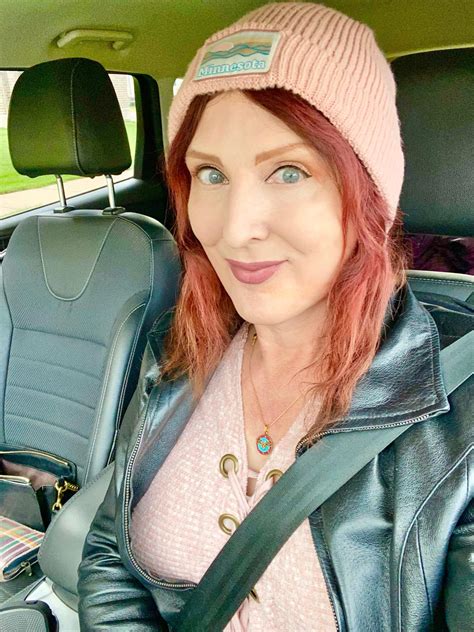 Am I ready for adventure? I say ADVENTSURE! Diane M2F age 58 and