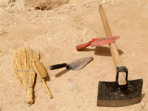 Archaeology tools | Teaching Resources