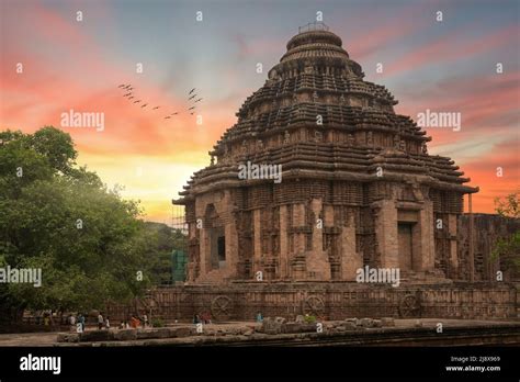 konark sun temple sunrise  res stock photography  images alamy