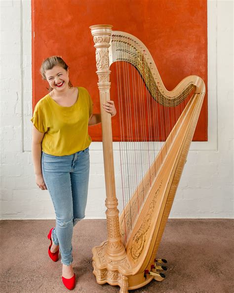 Emily Hoile - Harpist
