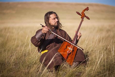 "I wish to play the Morin khuur with my heart, like a Mongolian", the ...