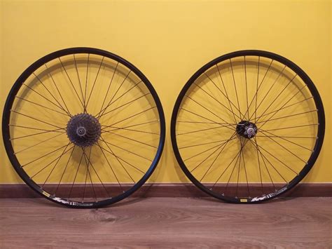 Mavic XM319 wheelset (Disc) w Novatec Hubs, Sports Equipment, Bicycles ...