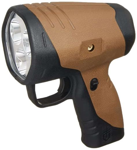 Best Spotlight For Hunting at Night - RangetoReel