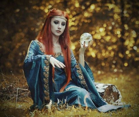 Рыжая ведьма | Halloween photoshoot, Halloween photos, Zelda characters