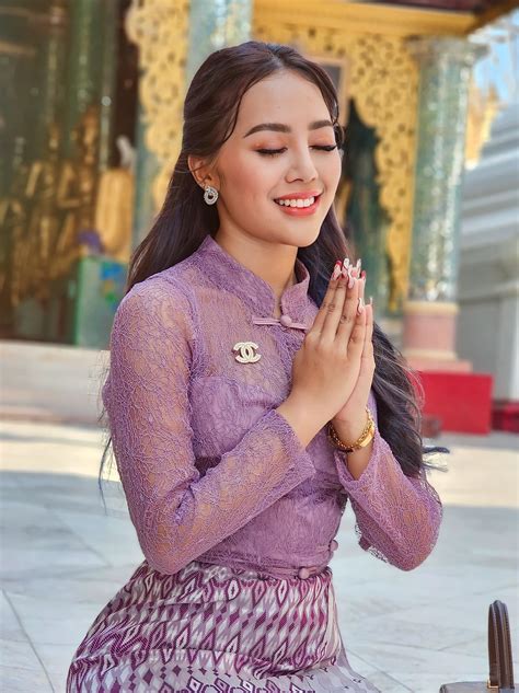 Yin May Hnin Celebrates Birthday with Acts of Kindness at Pagoda and