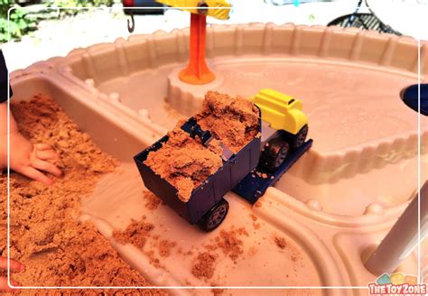 Little Tikes Builders Bay Sand and Water Table Review - TheToyZone