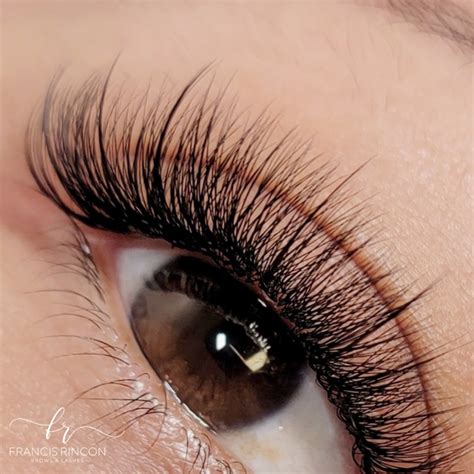 Extensiones de Pestañas – Franbrowstudio
