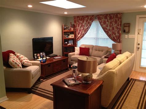 Small Living Room Arrangements: Making the Most of a Cozy Space – Artourney