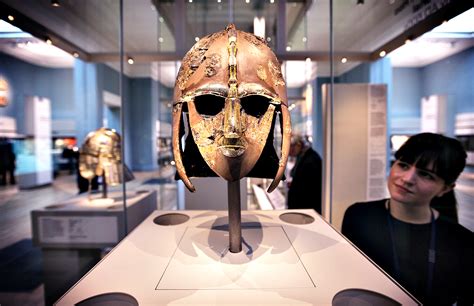 Sutton Hoo treasure on display | FT Photo Diary