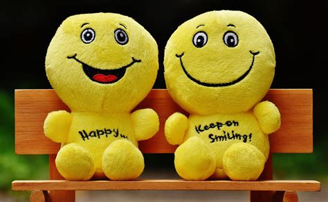 smilies bank sit  photo  pixabay