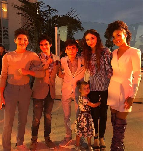 Picture of Aidan Gallagher in General Pictures - TI4U1535566506.jpg ...