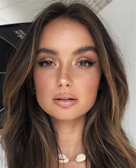 Natalie Sole makeup | Bridesmaid hair makeup, Bride makeup, Bridal