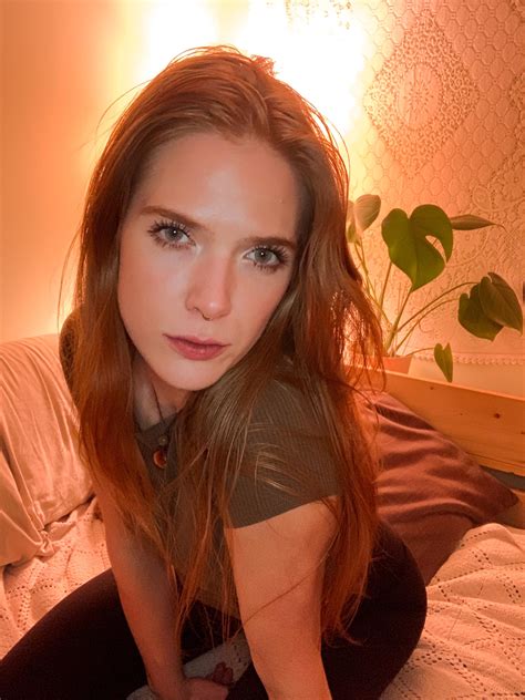 Hi 👋 : r/RedheadBeauties