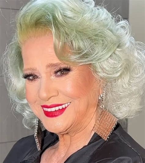 From an ordinary granny in retired to the beauty queen… See how ...